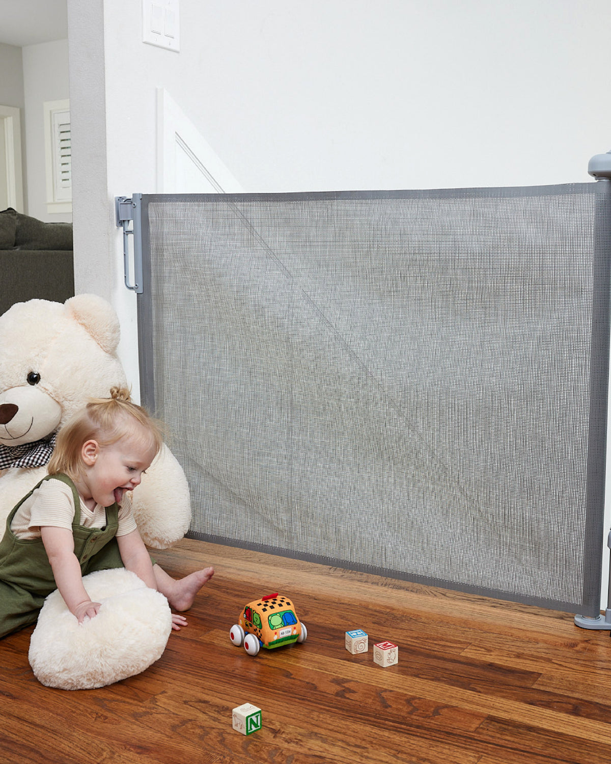 Mesh Baby Gate | 41 Inches Tall | 0-55 Inches Wide | Grey | Cumbor - aborderproducts
